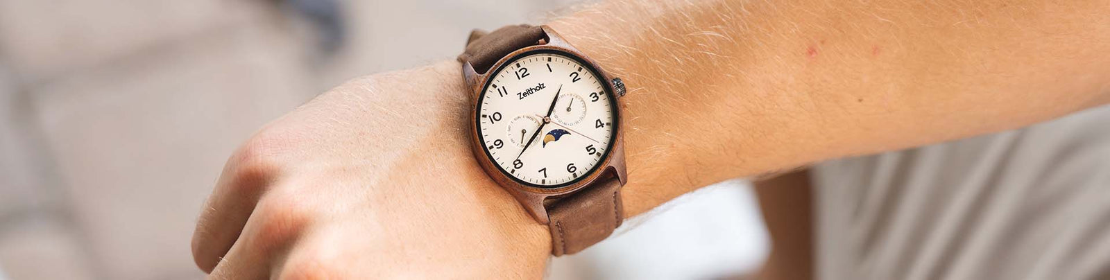 Men’s Wooden Watch Outlet – Affordable & Sustainable Timepieces