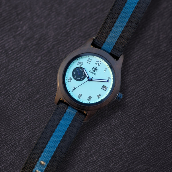 Thum Aqua Black Sandalwood – 40 mm Watch Zeitholz