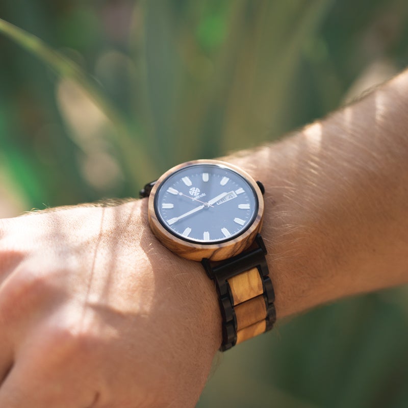 Stollberg Olivenholz 40mm Holzuhr für Herren Zeitholz