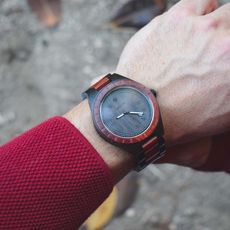 Zittau Sandalwood Red and Black 44mm