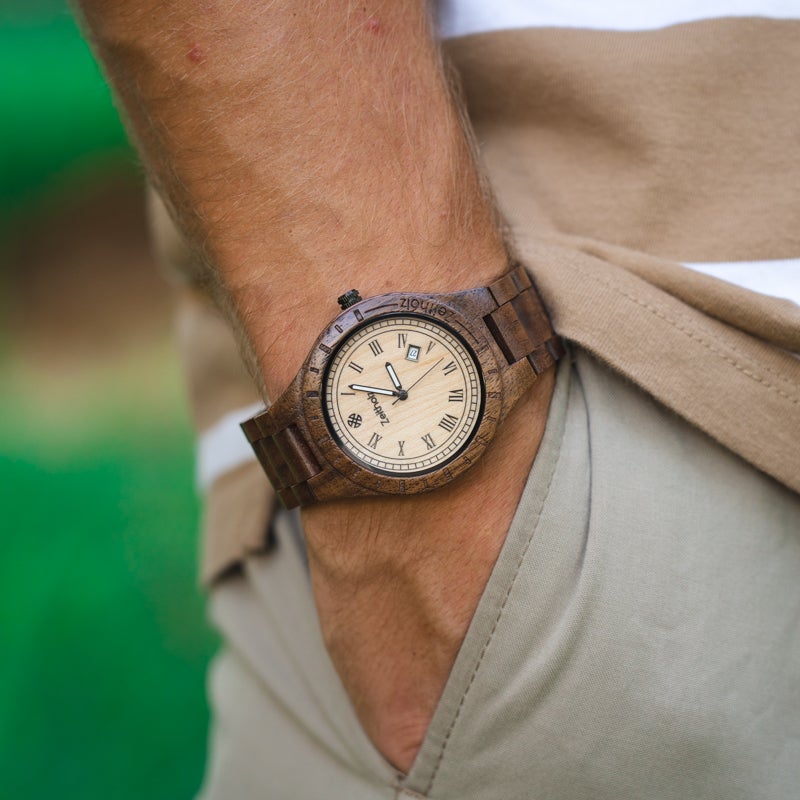 Zittau walnut and maple wood 44mm