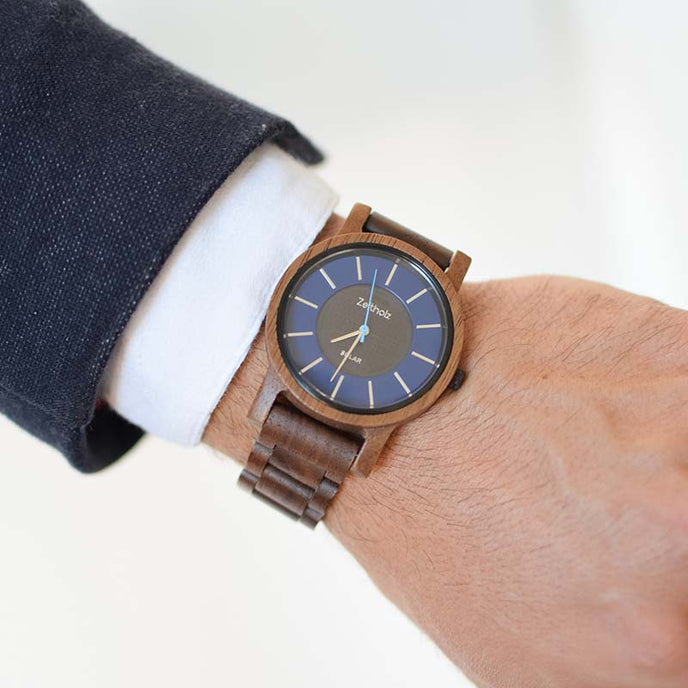 Solaruhr Sonnenberg Walnussholz 40mm with suit.