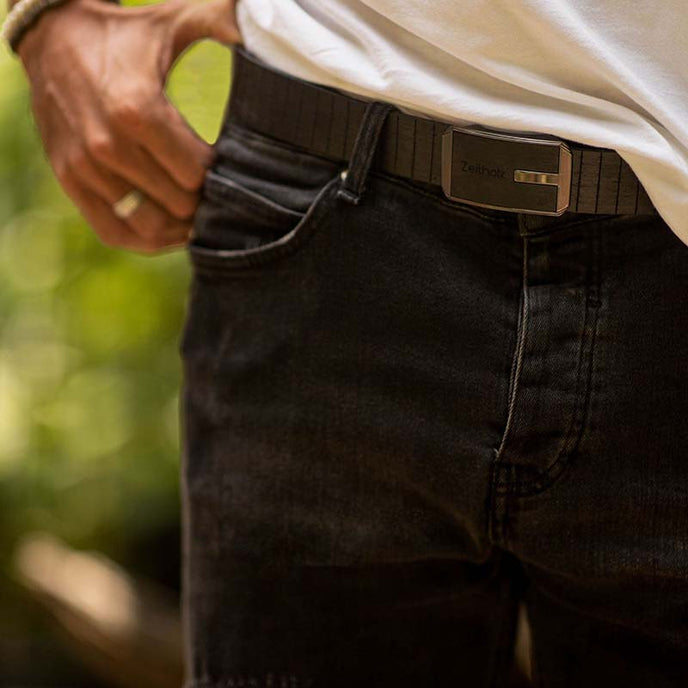 Wooden belt in beige and black