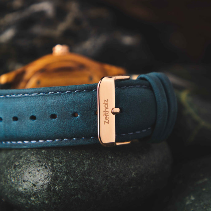 Navy blue leather strap, 22mm